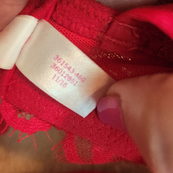 Victoria Secret PINK Date Push-Up Red Bra, Size‎ 34DD - Picture 6 of 8